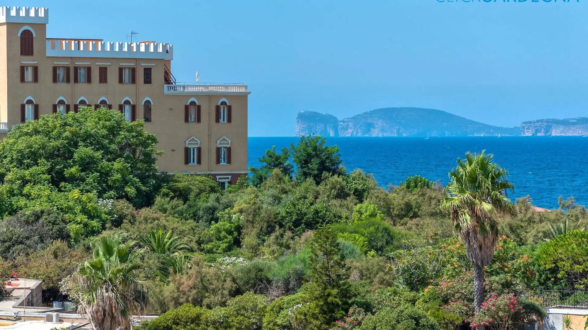 Apartment Valencia Penthouse With Spectacular Beachfront Terraces Wifi, Air Conditioning, Close To Beaches Alghero