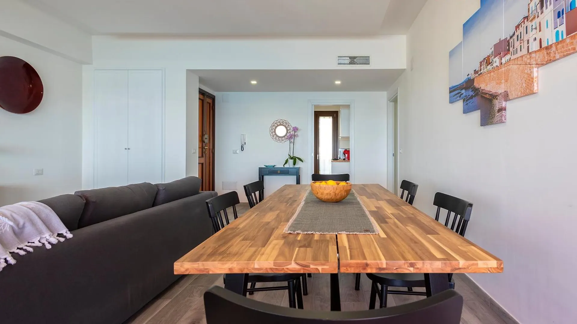 Valencia Penthouse With Spectacular Beachfront Terraces Wifi, Air Conditioning, Close To Beaches Alghero Italy