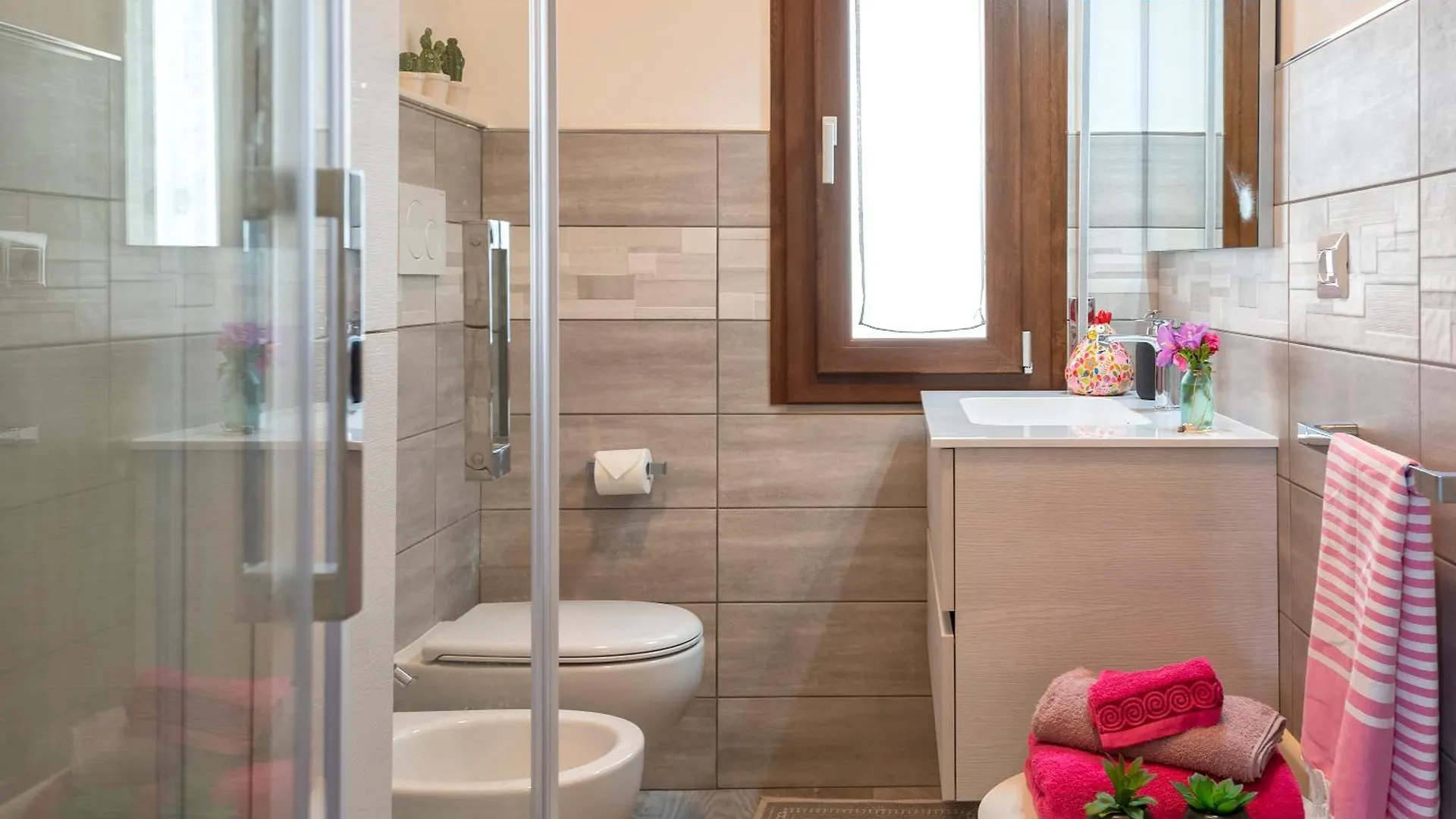 Valencia Penthouse With Spectacular Beachfront Terraces Wifi, Air Conditioning, Close To Beaches Alghero Apartman